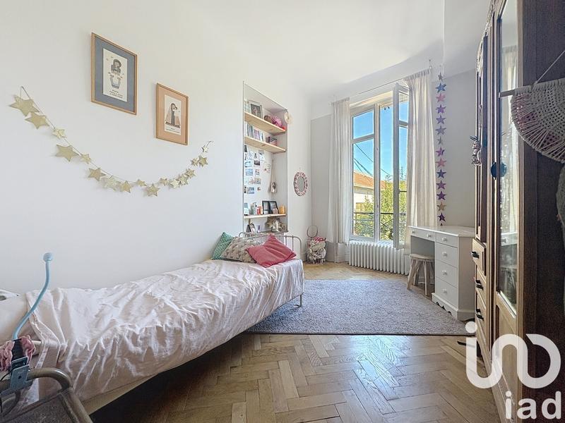 Maison - 293 m² - 7 pièces