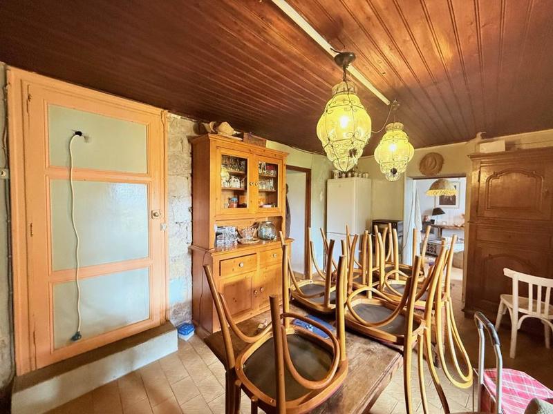 Corps de ferme - 80 m² - 6 pièces