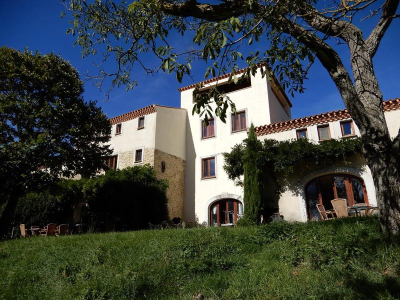 Maison - 750 m² - 19 pièces