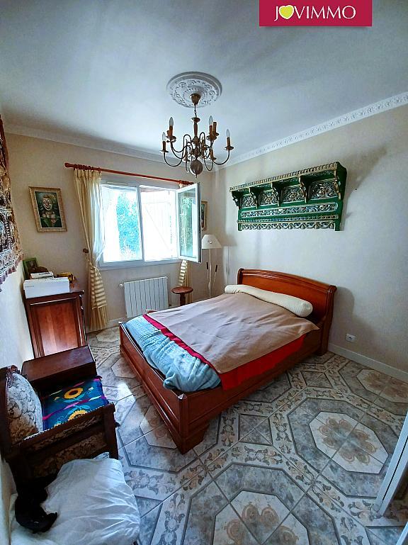 Maison - 210 m² - 9 pièces