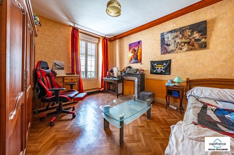 Maison de village - 228 m² - 7 pièces