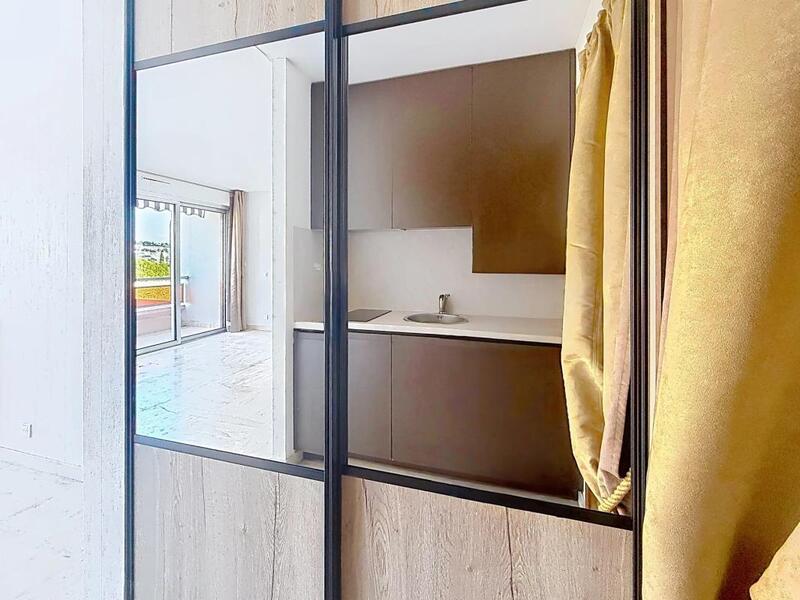 Studio - 26 m² - 1 pièce