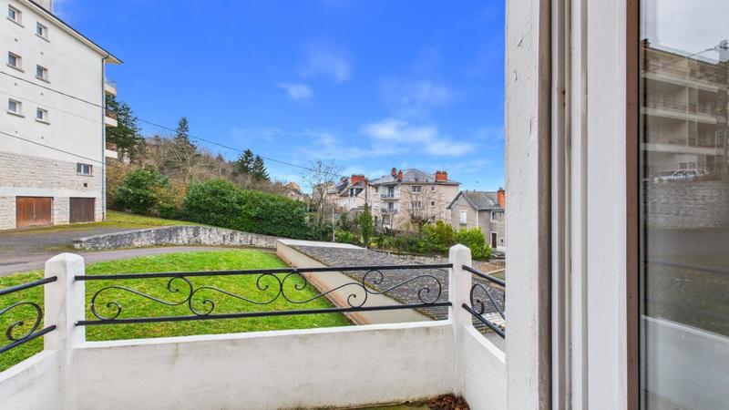 Appartement - 94 m² - 4 pièces