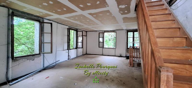 Maison - 180 m² - 8 pièces