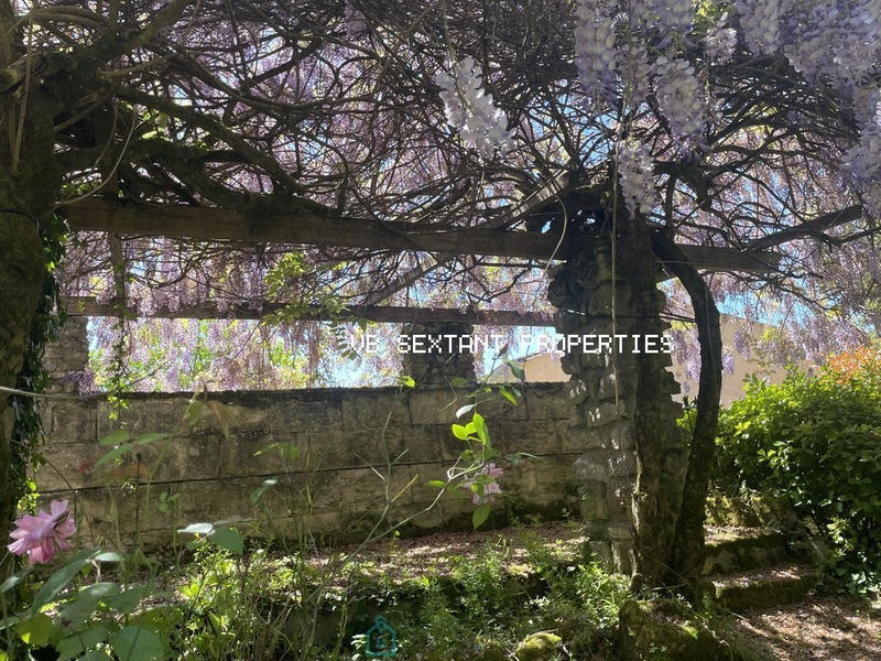 Maison - 167 m² - 7 pièces