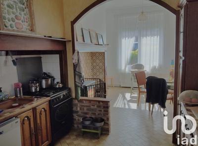 Maison - 162 m² - 8 pièces