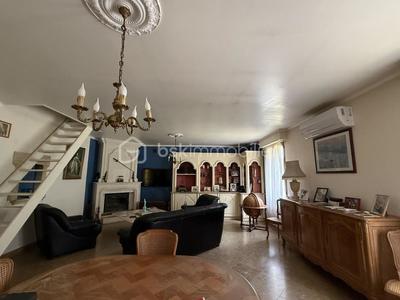 Immeuble - 695 m² - 10 pièces