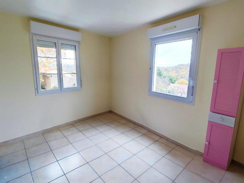 Maison - 220 m² - 8 pièces