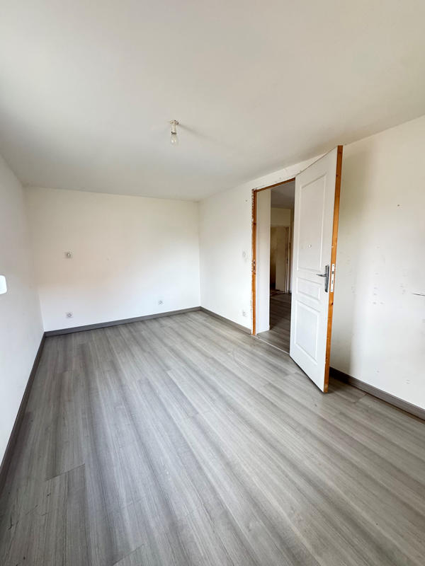 Maison - 151 m² - 6 pièces