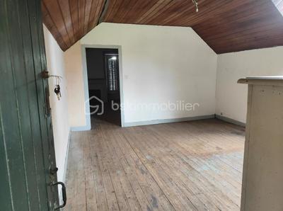 Maison - 400 m² - 6 pièces