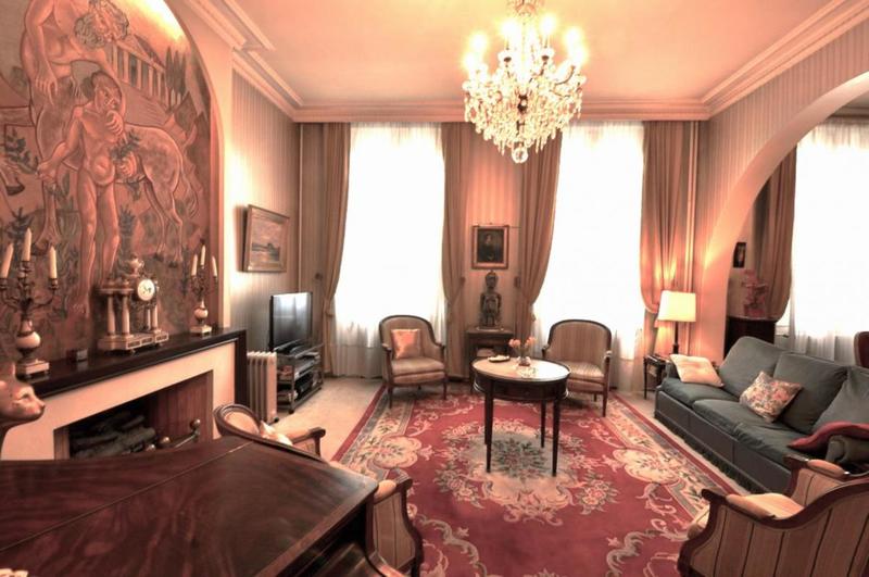 Maison bourgeoise - 257 m² - 10 pièces