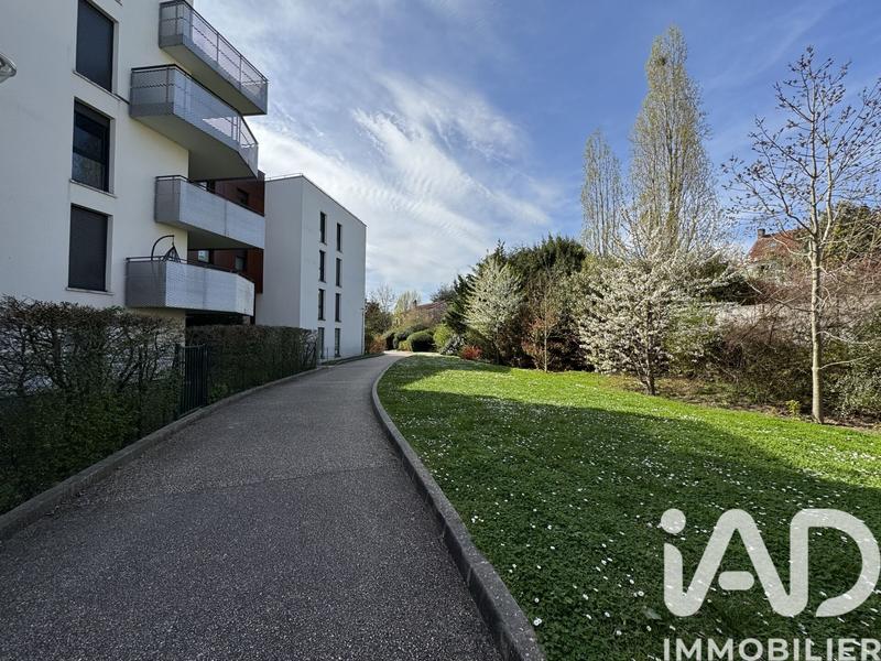 Appartement - 95 m² - 5 pièces