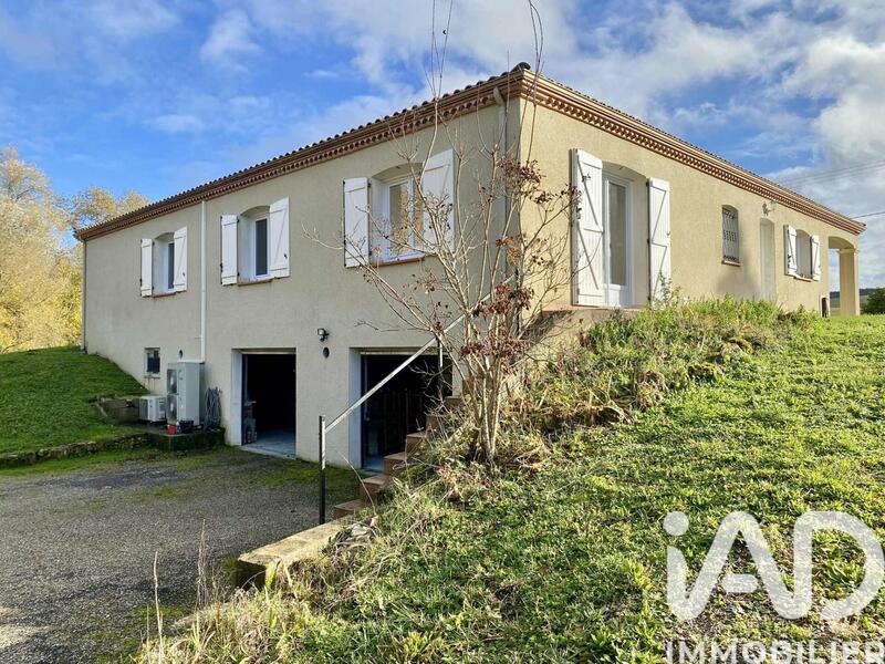 Maison - 159 m² - 7 pièces