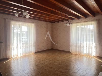 Maison - 157 m² - 7 pièces