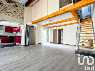 Maison - 100 m² - 4 pièces