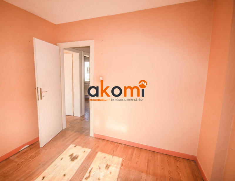 Maison - 92 m² - 5 pièces