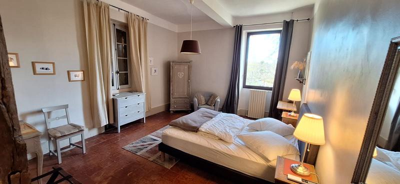 Maison - 428 m² - 20 pièces