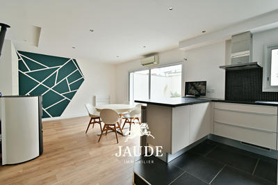 Maison - 105 m² - 4 pièces