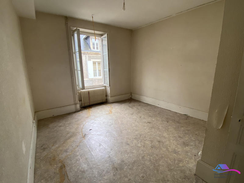 Maison - 171 m² - 8 pièces