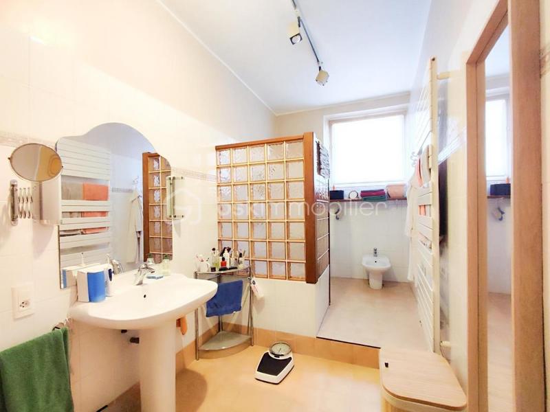 Maison de maîtres - 375 m² - 11 pièces