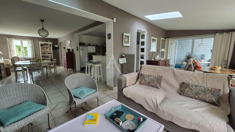 Maison - 160 m² - 7 pièces