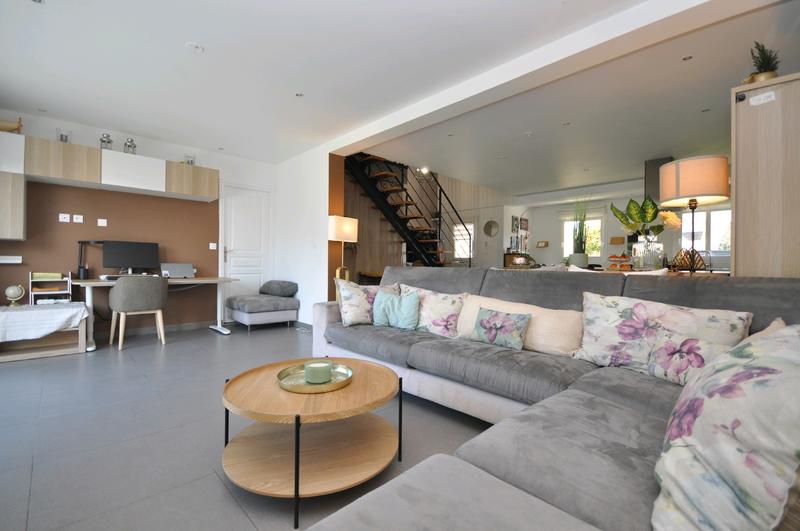 Maison - 160 m² - 7 pièces