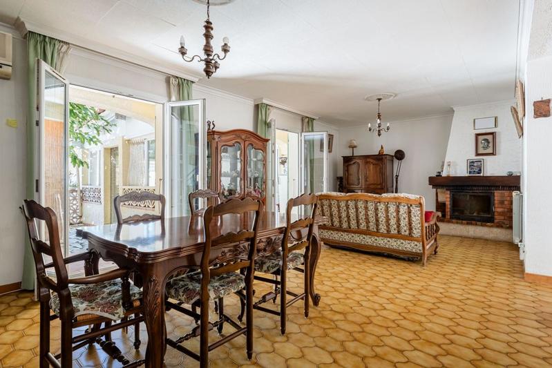 Maison - 147 m² - 5 pièces