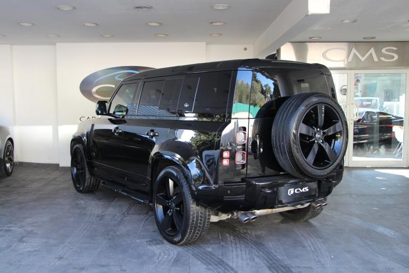 Land Rover Defender V8 110 P525 Edition 007 Bva8