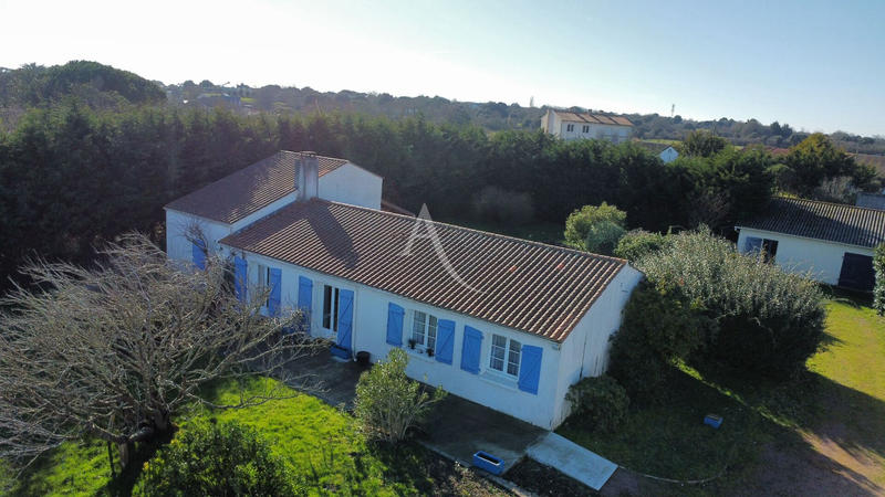 Maison - 155 m² - 6 pièces