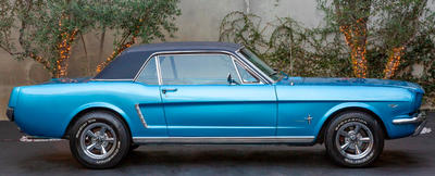 Ford Mustang V8 Full Blue