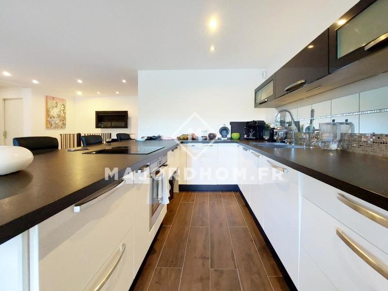 Appartement - 85 m² - 3 pièces