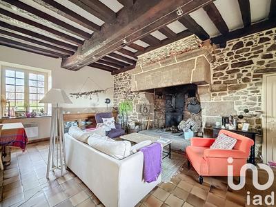 Maison - 541 m² - 6 pièces