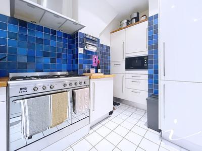 Appartement bourgeois - 86 m² - 3 pièces