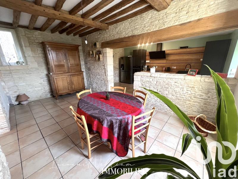 Maison - 236 m² - 8 pièces