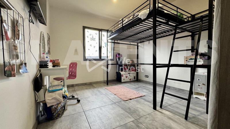 Maison - 140 m² - 5 pièces