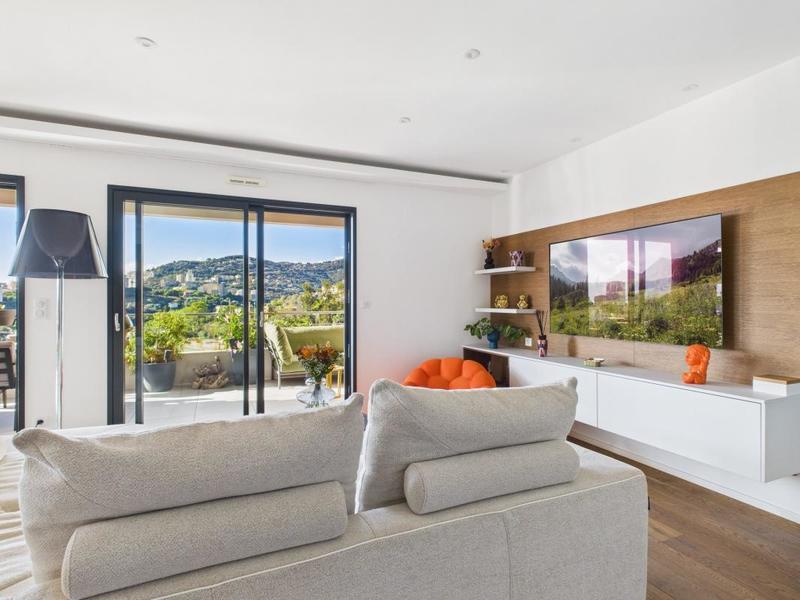 Appartement - 94 m² - 4 pièces