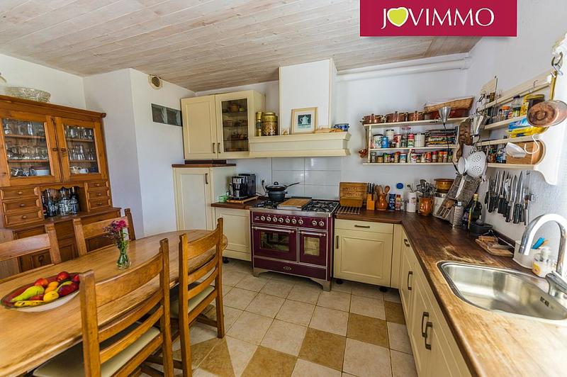 Maison - 215 m² - 10 pièces