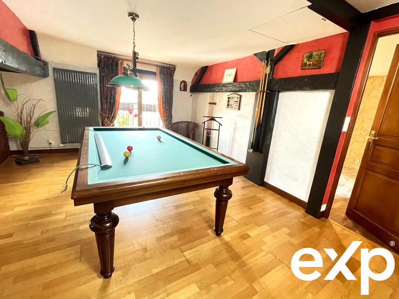 Maison ancienne - 167 m² - 8 pièces