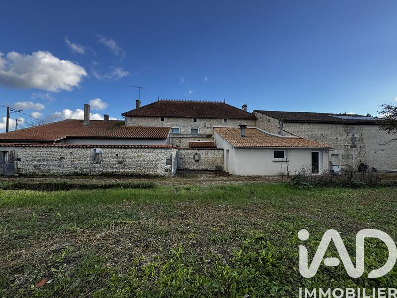 Maison - 306 m² - 9 pièces