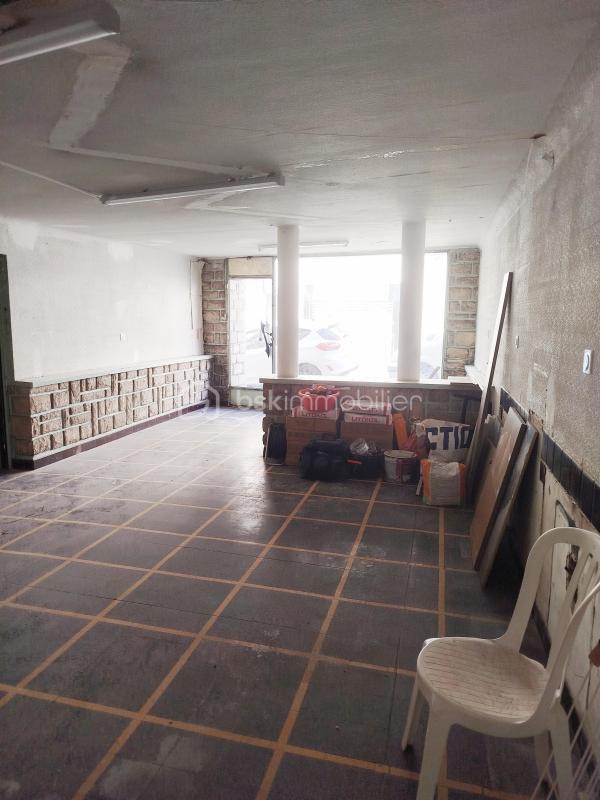 Immeuble - 330 m² - 17 pièces