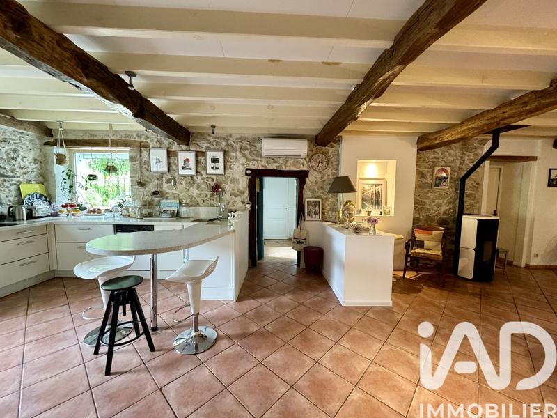 Maison - 399 m² - 14 pièces