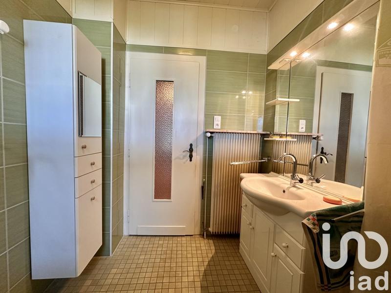 Maison - 180 m² - 10 pièces