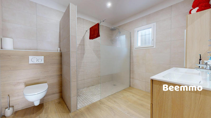 Maison - 130 m² - 4 pièces