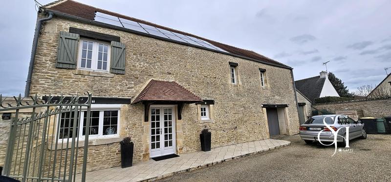 Maison - 190 m² - 8 pièces