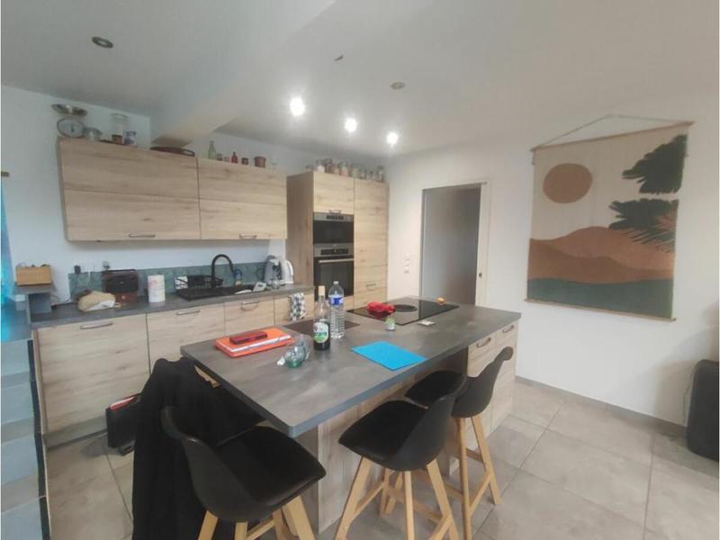 Maison - 110 m² - 6 pièces