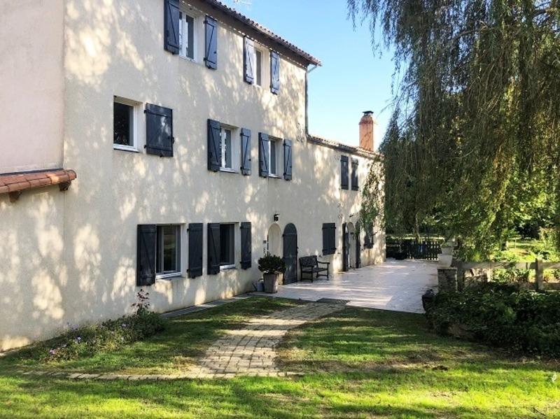 Moulin - 261 m² - 15 pièces