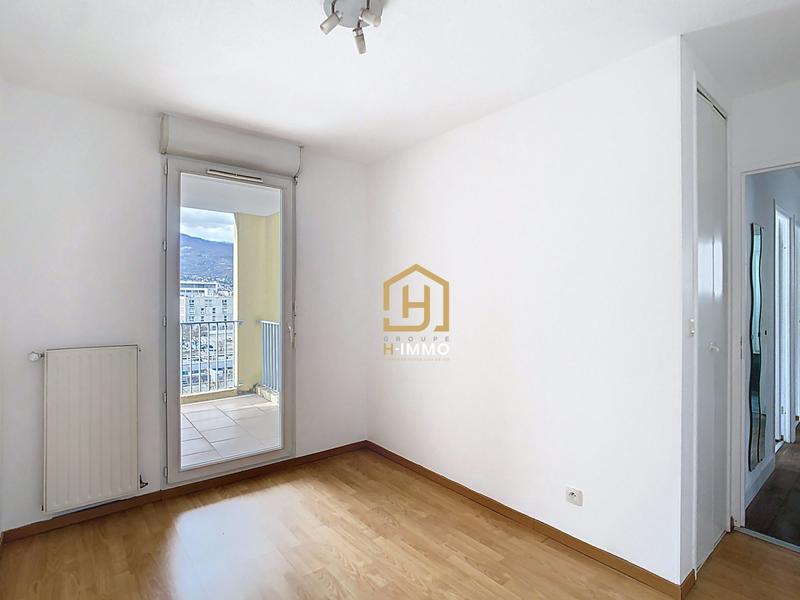 Appartement - 97 m² - 5 pièces