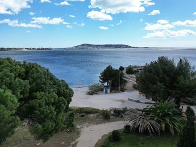 Maison - 210 m² - 6 pièces