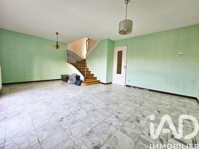 Maison - 95 m² - 5 pièces