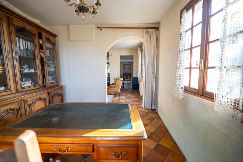 Maison - 176 m² - 7 pièces
